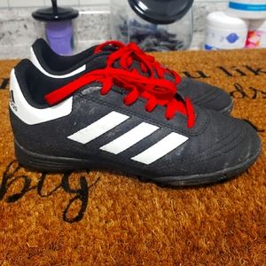 Boys youth size 1 Adidas soccer cleats